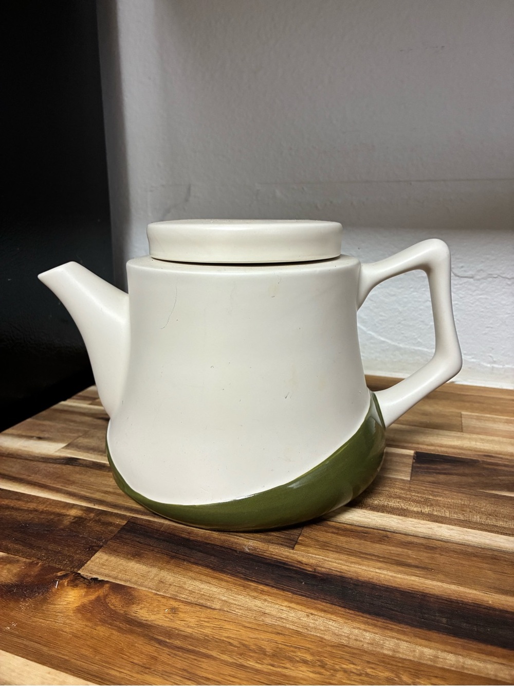 Crown Stone Ceramic Teapot with Olive Trim
